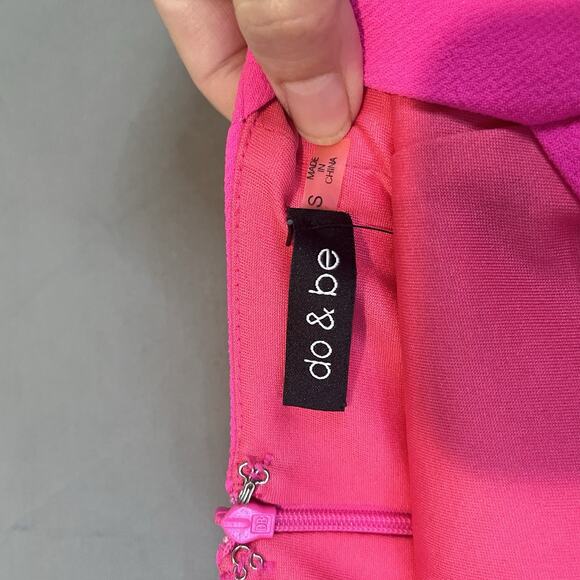 DO+BE Size Small Hot Pink Women’s Open Back Sleeveless Fully Lined Mini Dress - Picture 3 of 4